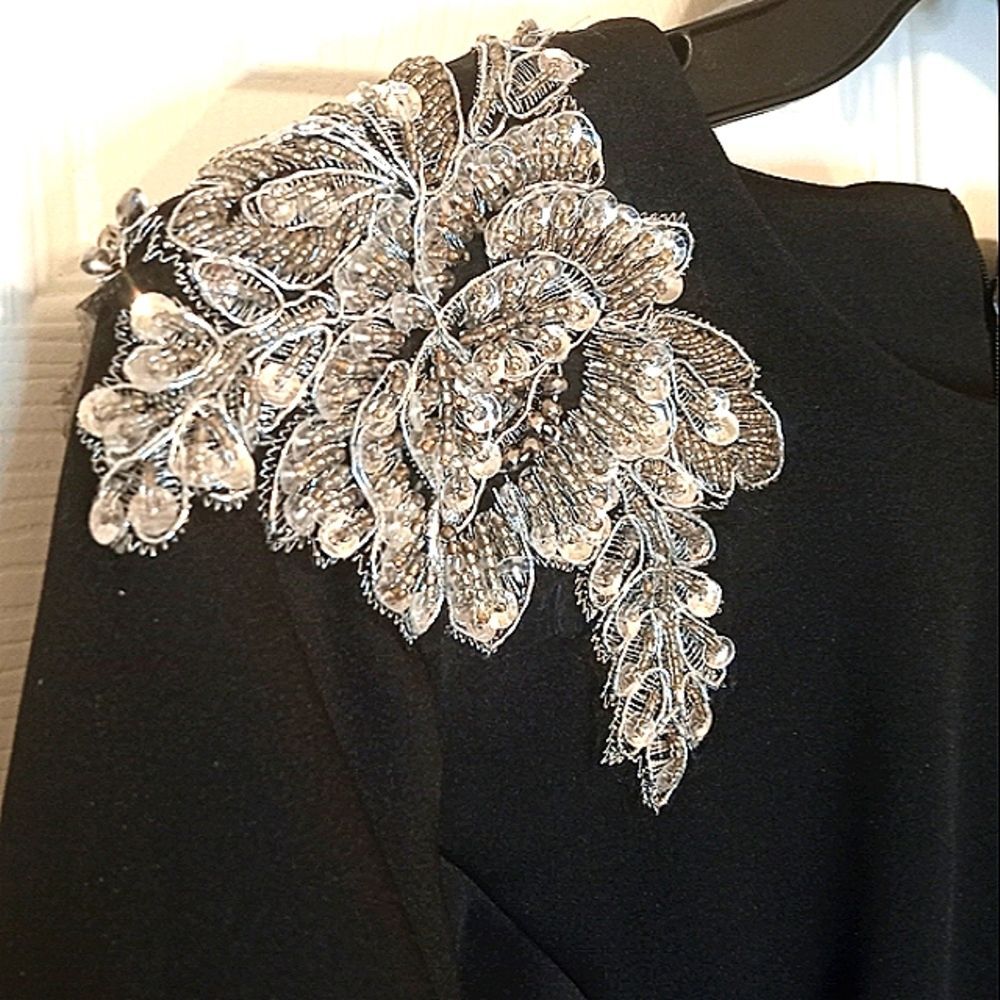 Midnight Velvet Black/ White Contrast Flare Bell Sleeve Sheath Dress Sz M - Picture 3 of 9
